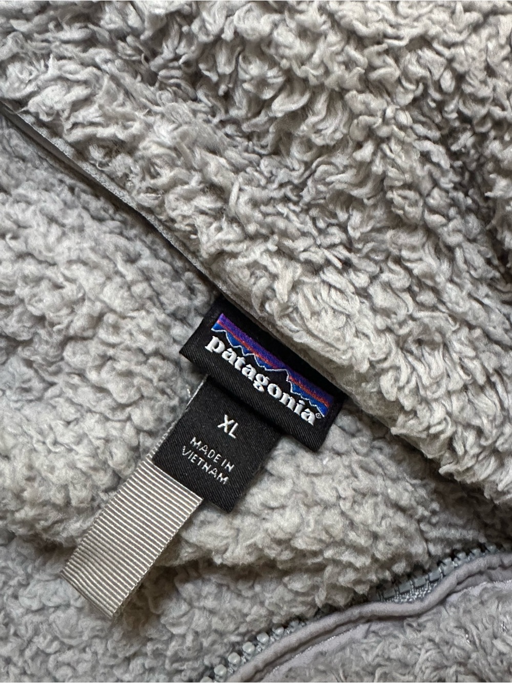 Patagonia Women’s Light Gray Plush Half-Zip Fleece Pullover, XL - Picture 6 of 10